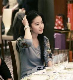 明星娱乐吃瓜博主叫什么,跟随“吃瓜博主”探寻明星幕后故事